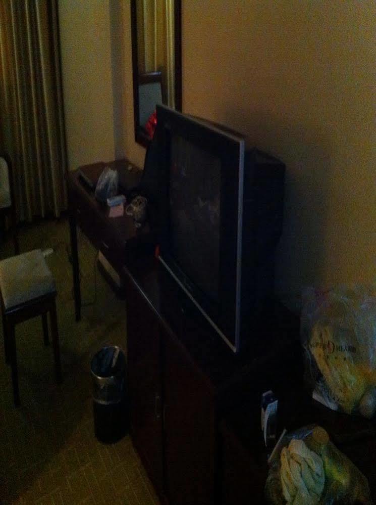Triumph Power Hotel Shiyan  ภายนอก รูปภาพ